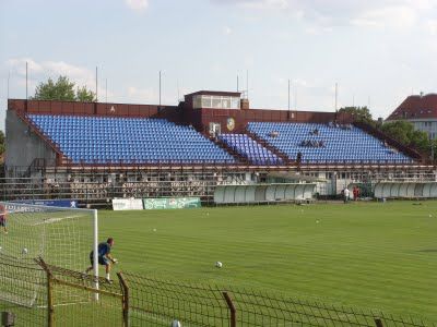 Стадион в Венгрии в деревне