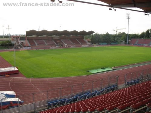 Dominique-Duvauchelle footall stadium